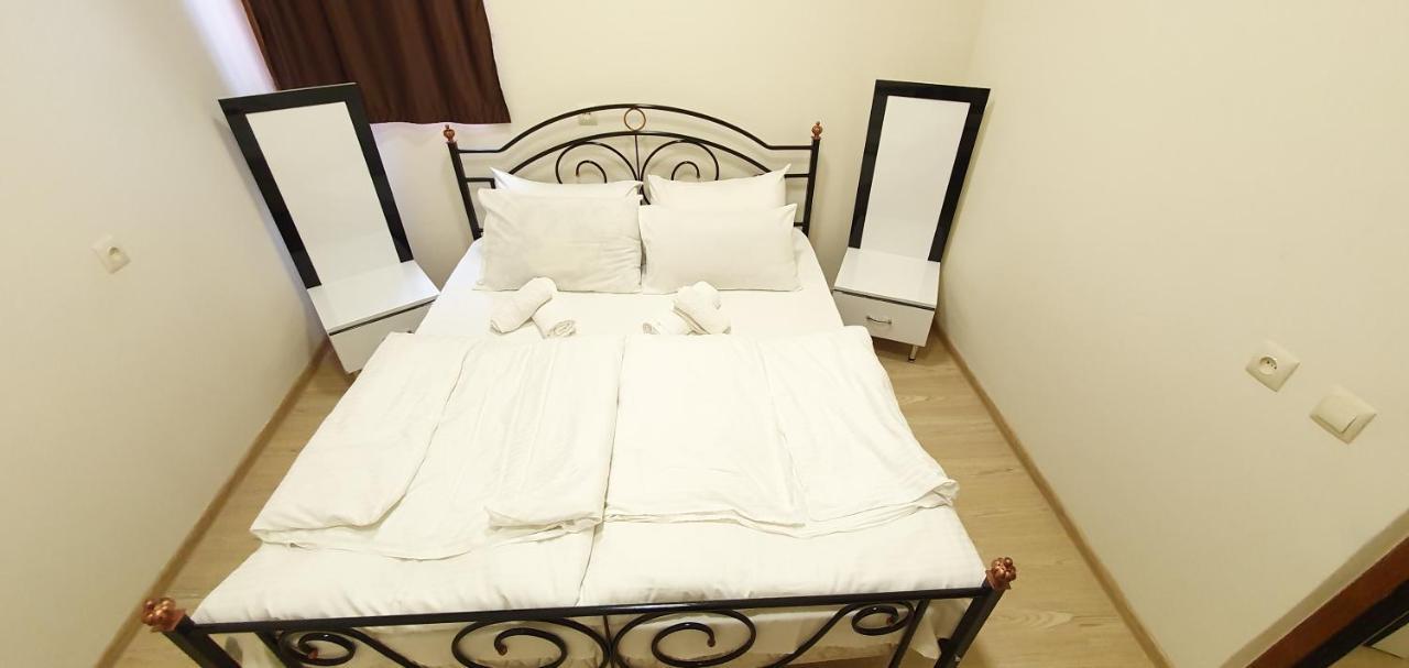 Tempus Hotel-Hostel Γιερεβάν Εξωτερικό φωτογραφία