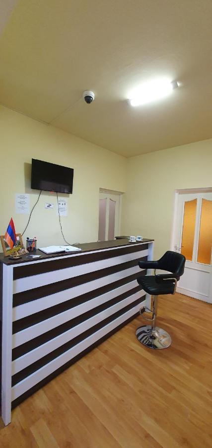 Tempus Hotel-Hostel Γιερεβάν Εξωτερικό φωτογραφία
