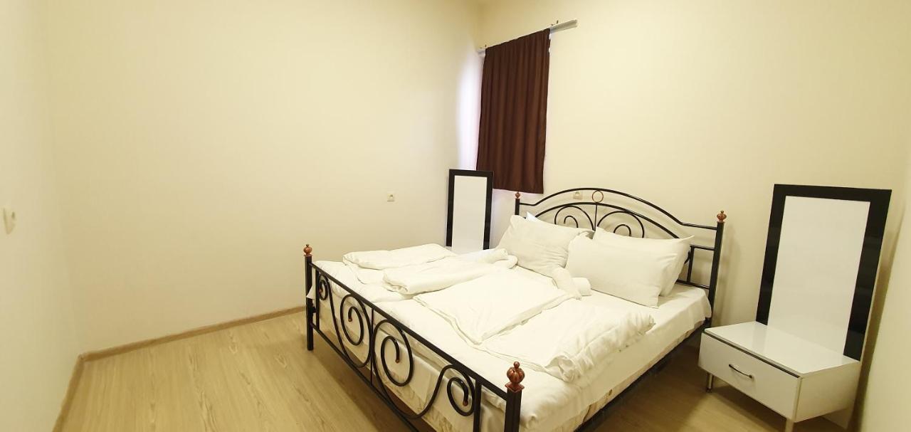 Tempus Hotel-Hostel Γιερεβάν Εξωτερικό φωτογραφία