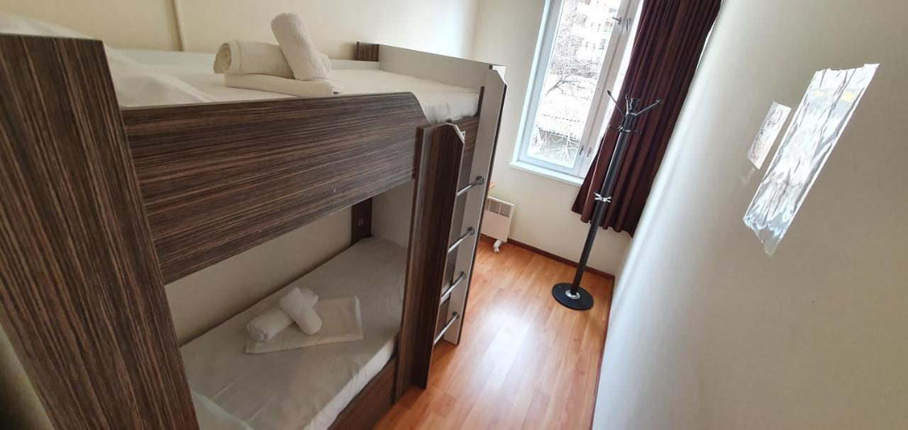 Tempus Hotel-Hostel Γιερεβάν Εξωτερικό φωτογραφία
