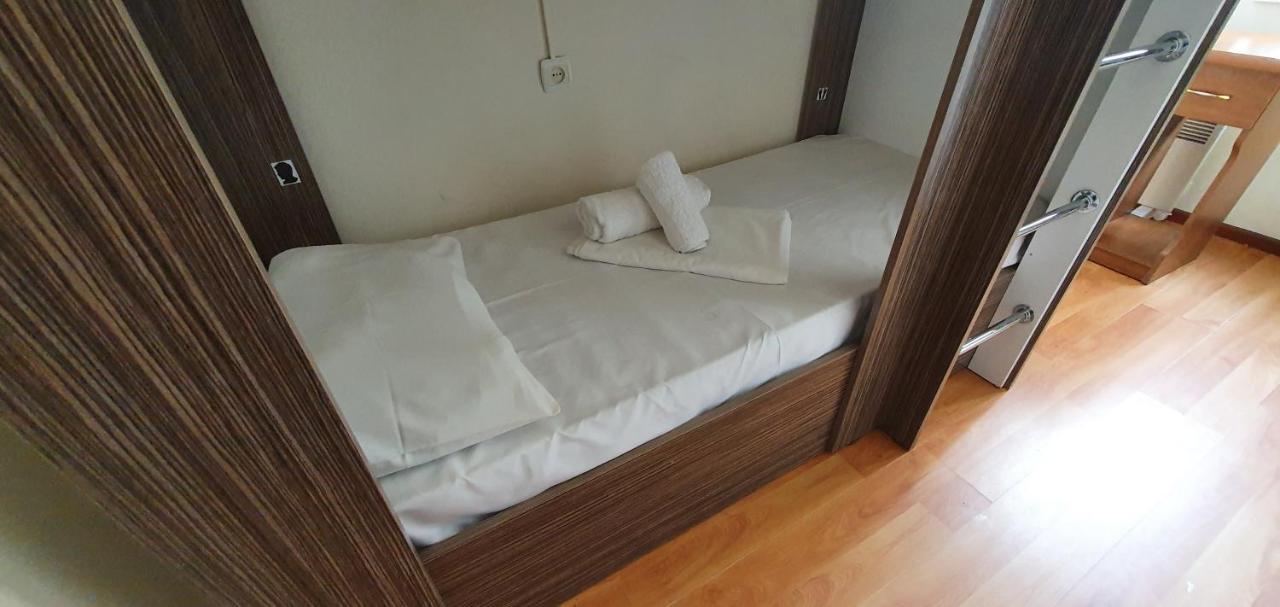Tempus Hotel-Hostel Γιερεβάν Εξωτερικό φωτογραφία